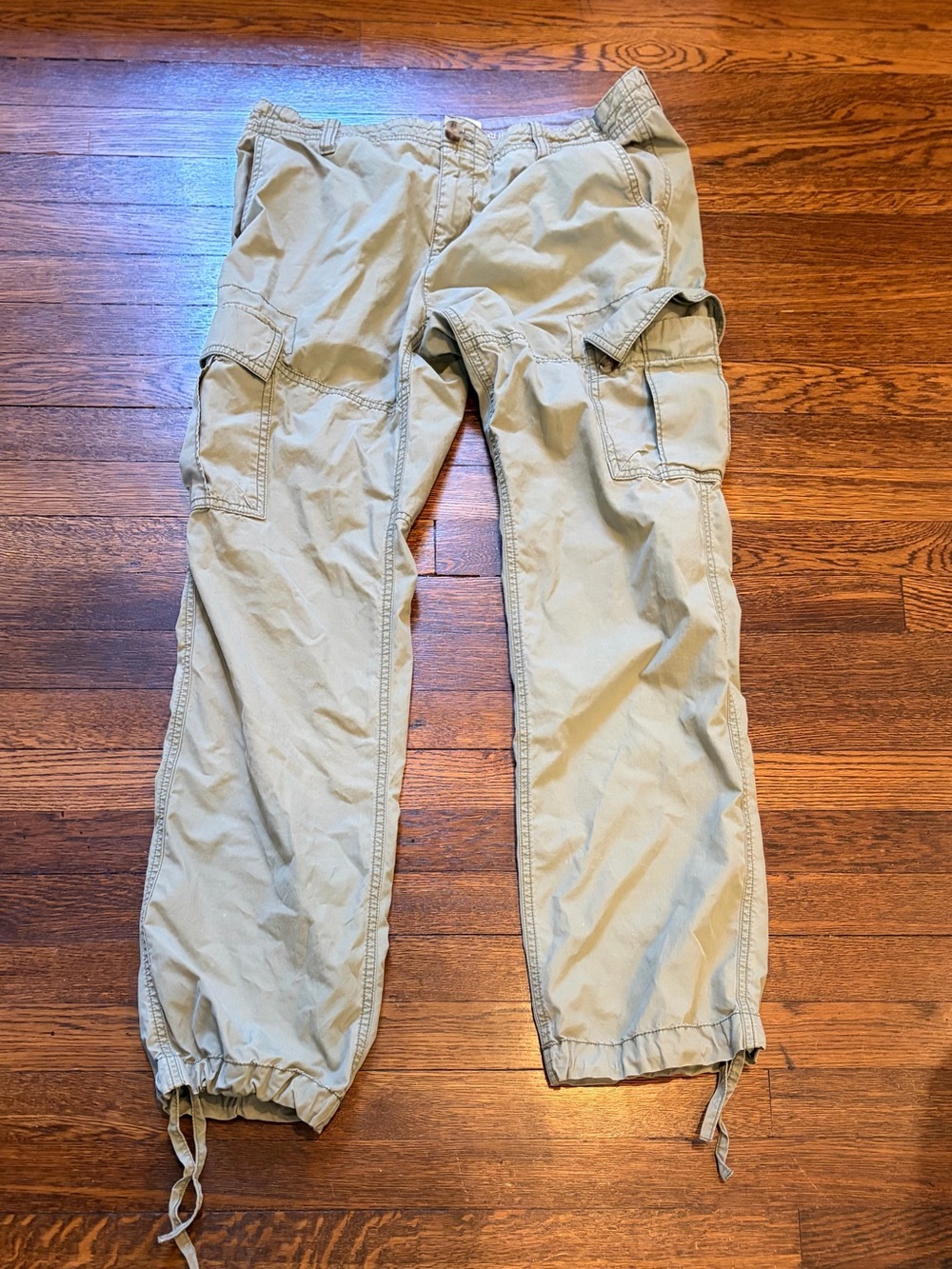 Vintage Banana Republic Y2K Cargo Pants Drawstring Ankle Khaki Green size 12